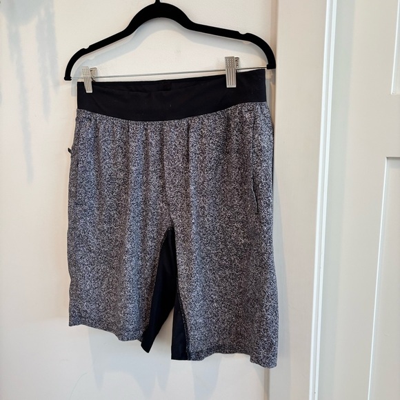 Lululemon T.H.E. Short Linerless Pineweave Alpine White Black Size Medium - Picture 2 of 12